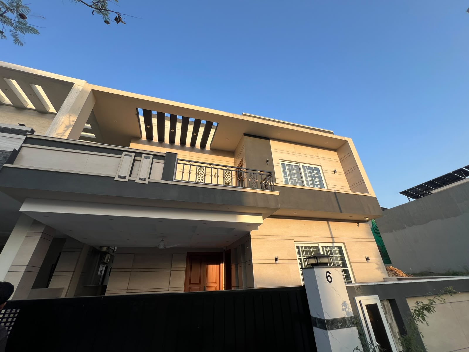 10 Marla brand new house for sale in Bahria Enclave Islamabad
